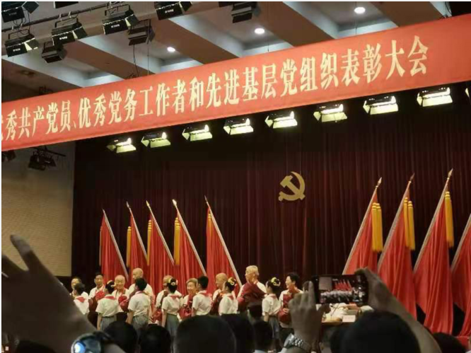 背簍人家湘菜加盟